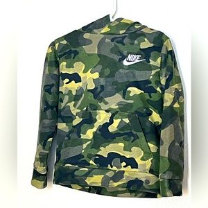 Nike Camo Sweatshirt 3T